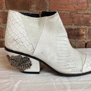 GUISEPPE ZANOTTI Kevan Alligator Boot – size 37 – white